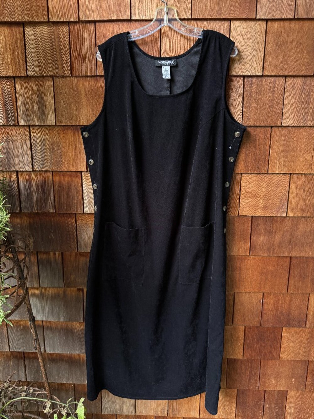SAG HARBOR Black Brushed Jumper with Side Buttons / Front Pockets - Women's 20W
